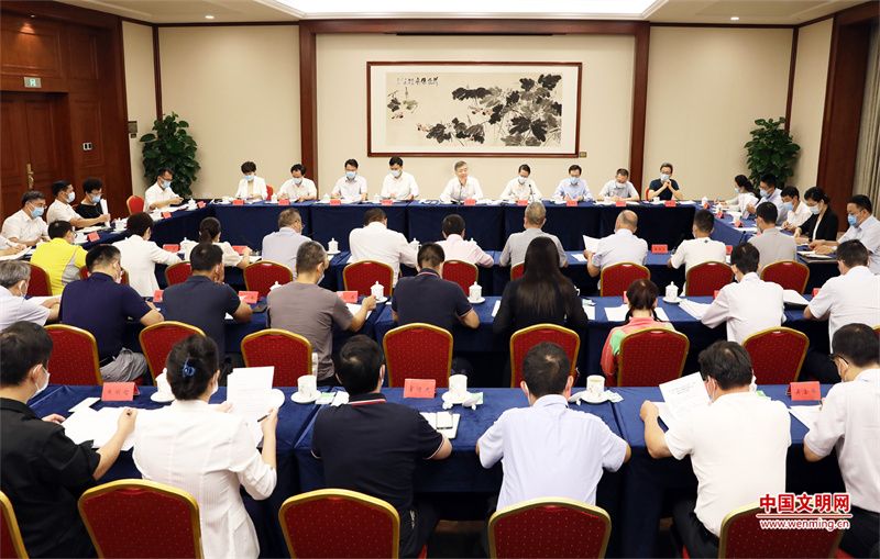 学习宣传贯彻习近平总书记给“中国好人” 李培生胡晓春重要回信精神座谈会在京召开 