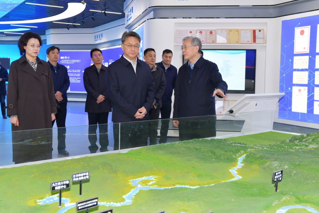 4月3日 市委书记周斌调研科技创新工作(2562386)-20230403193805.PNG 图片