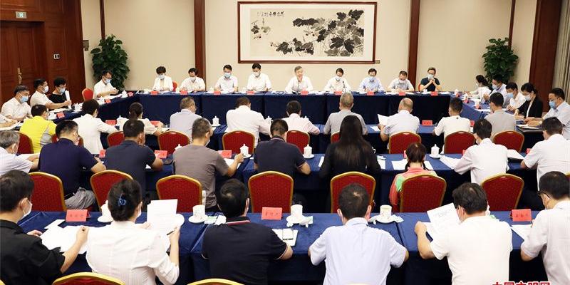 学习宣传贯彻习近平总书记给“中国好人”
李培生胡晓春重要回信精神座谈会在京召开