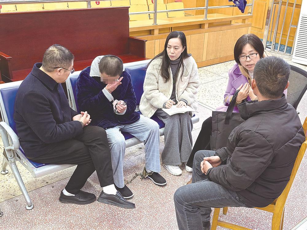 射阳法院“司法审判+心理辅导”照亮“问题少年”回归路