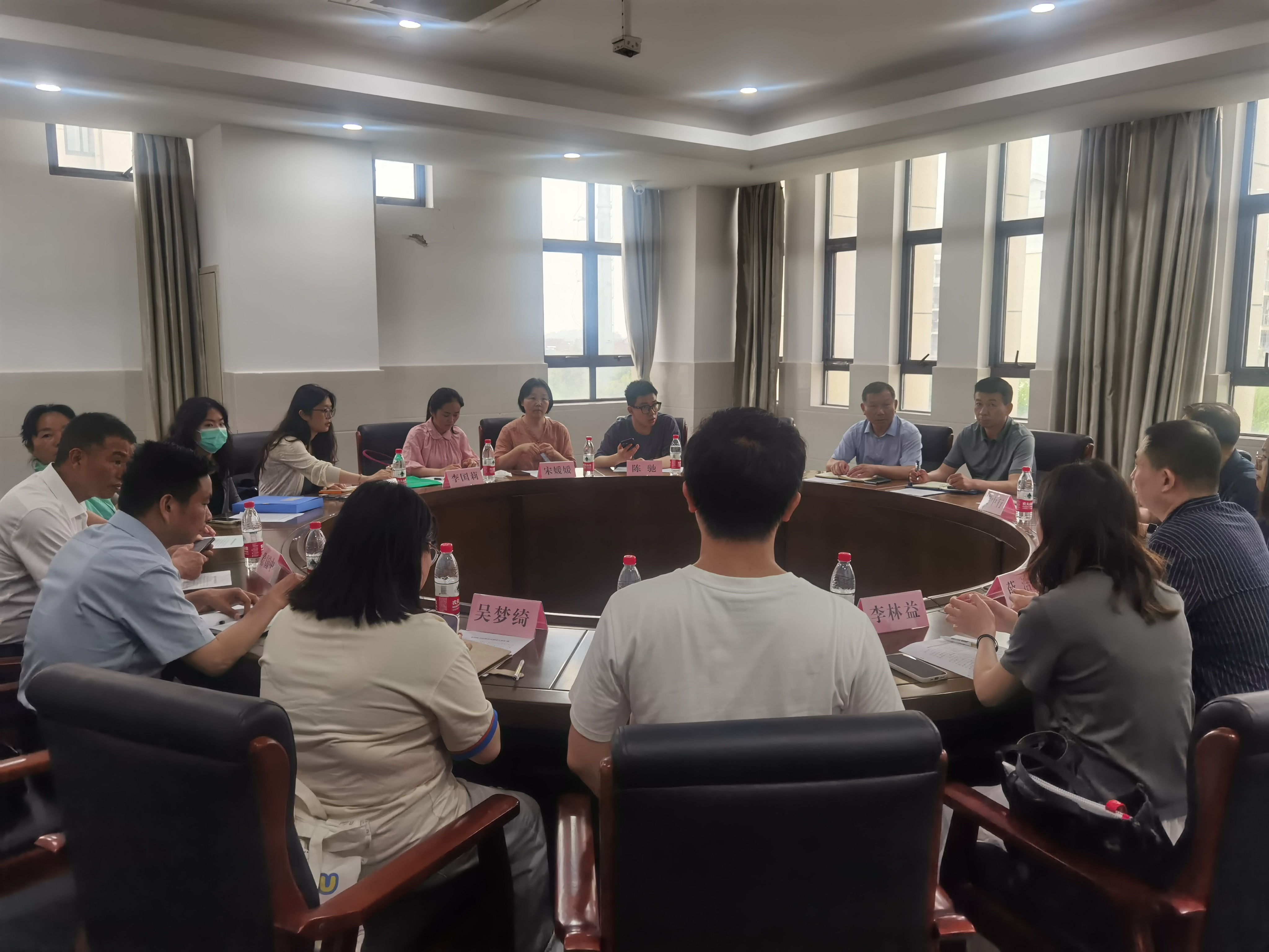 龙冈镇无结核社区建设接受指导