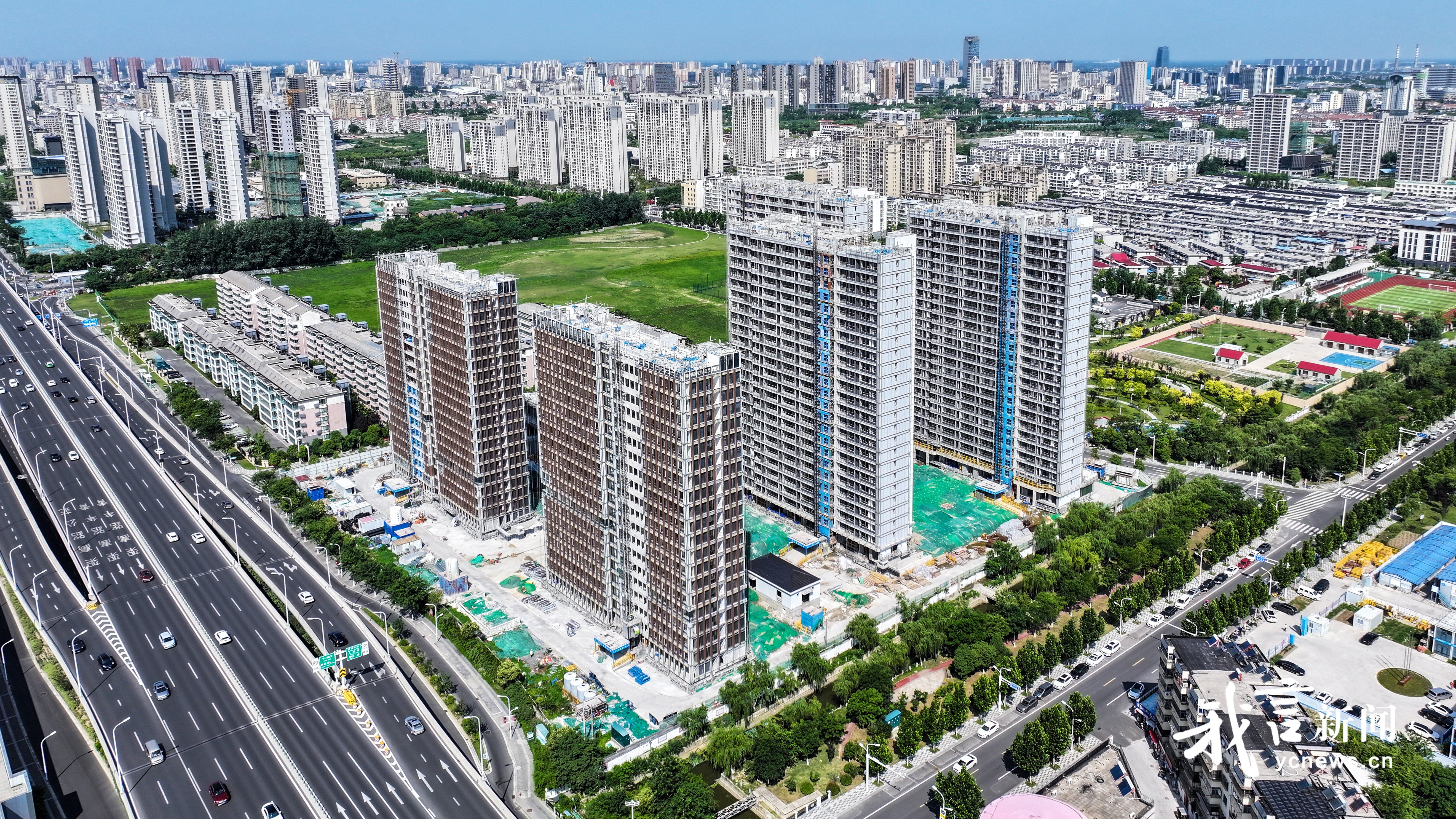 青年路人才公寓外墙施工结束