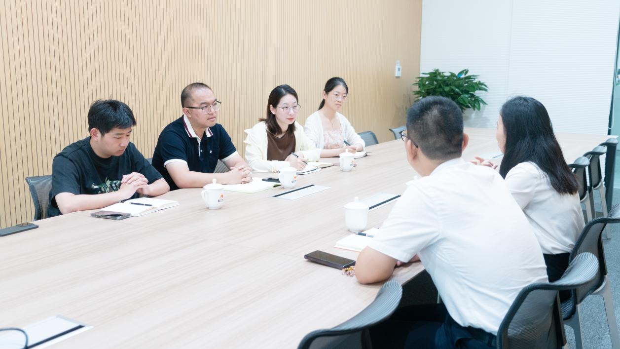 盐城经开区行政审批局：“一对一”精准辅导为“数据要素X”参赛企业解惑护航