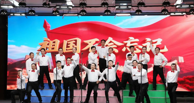 盐城市清风合唱团倾情献演建党104周年音乐会
