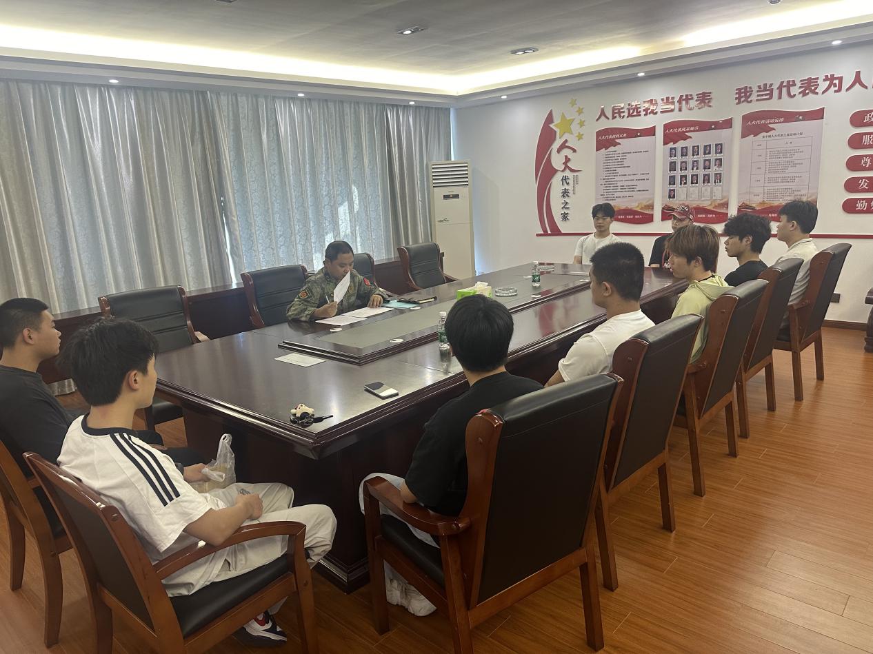 安丰镇：思想为先 筑牢应征青年从军报国根基