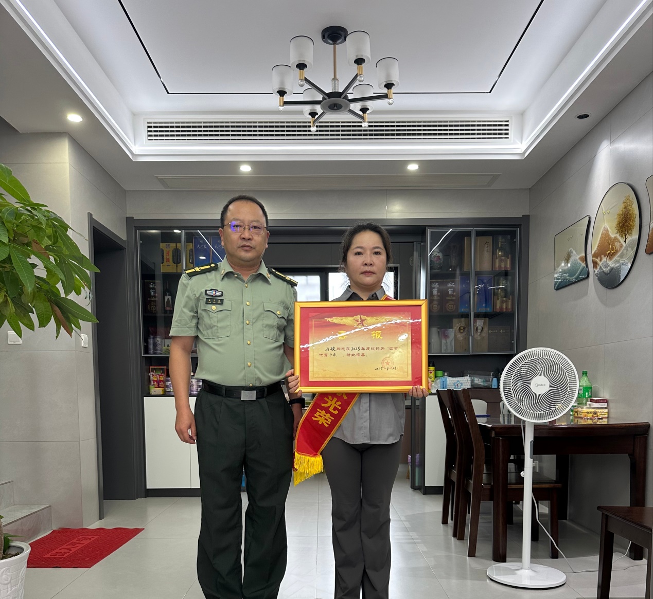 高作镇：喜报送家门 尊崇暖兵心