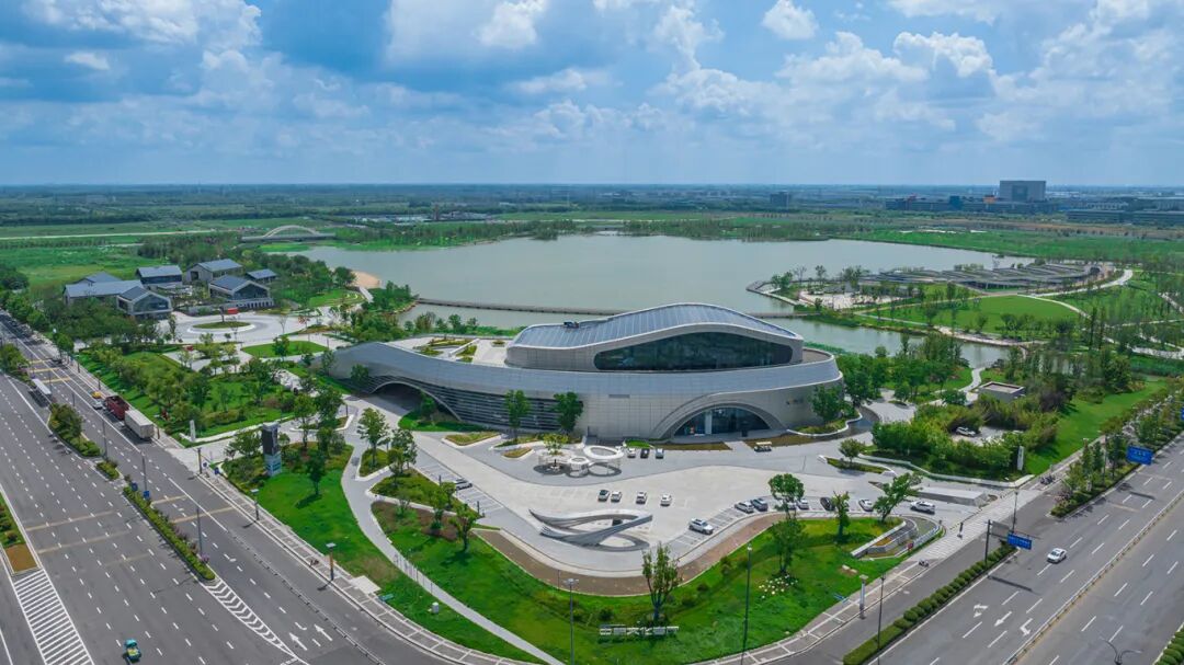 凤依湖公园.jpg