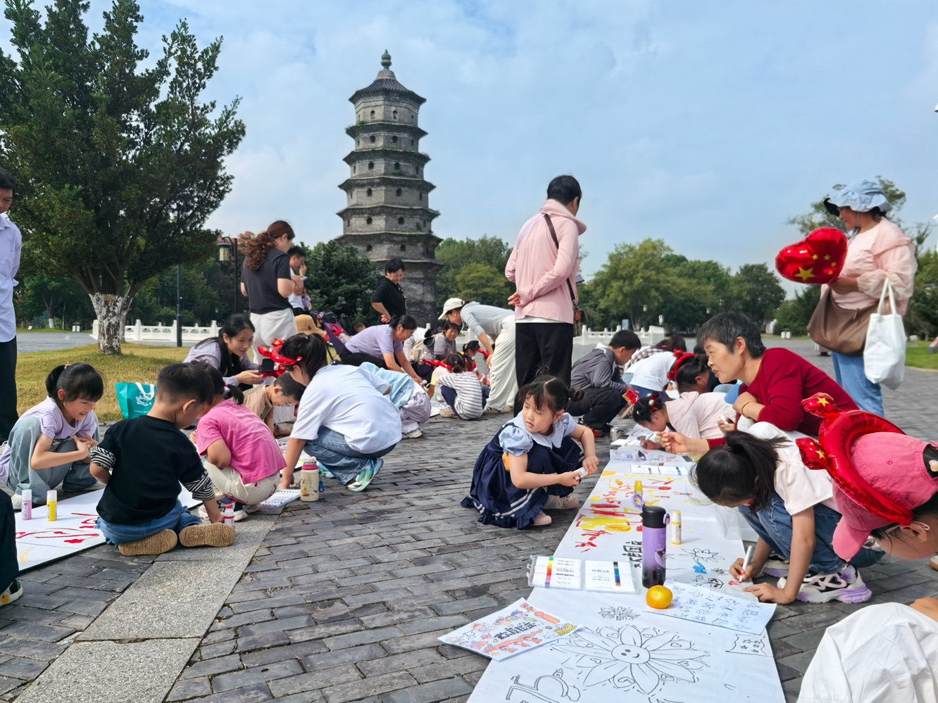 国庆首日，东台西溪人气“爆棚”