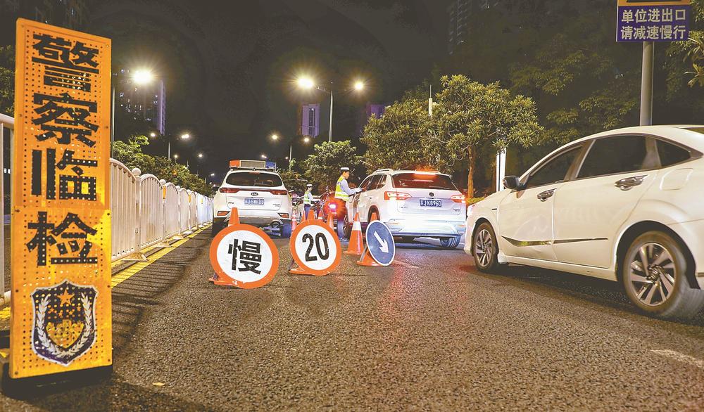 盐城交管支队多维宣教织密安全网  守护群众平安出行路