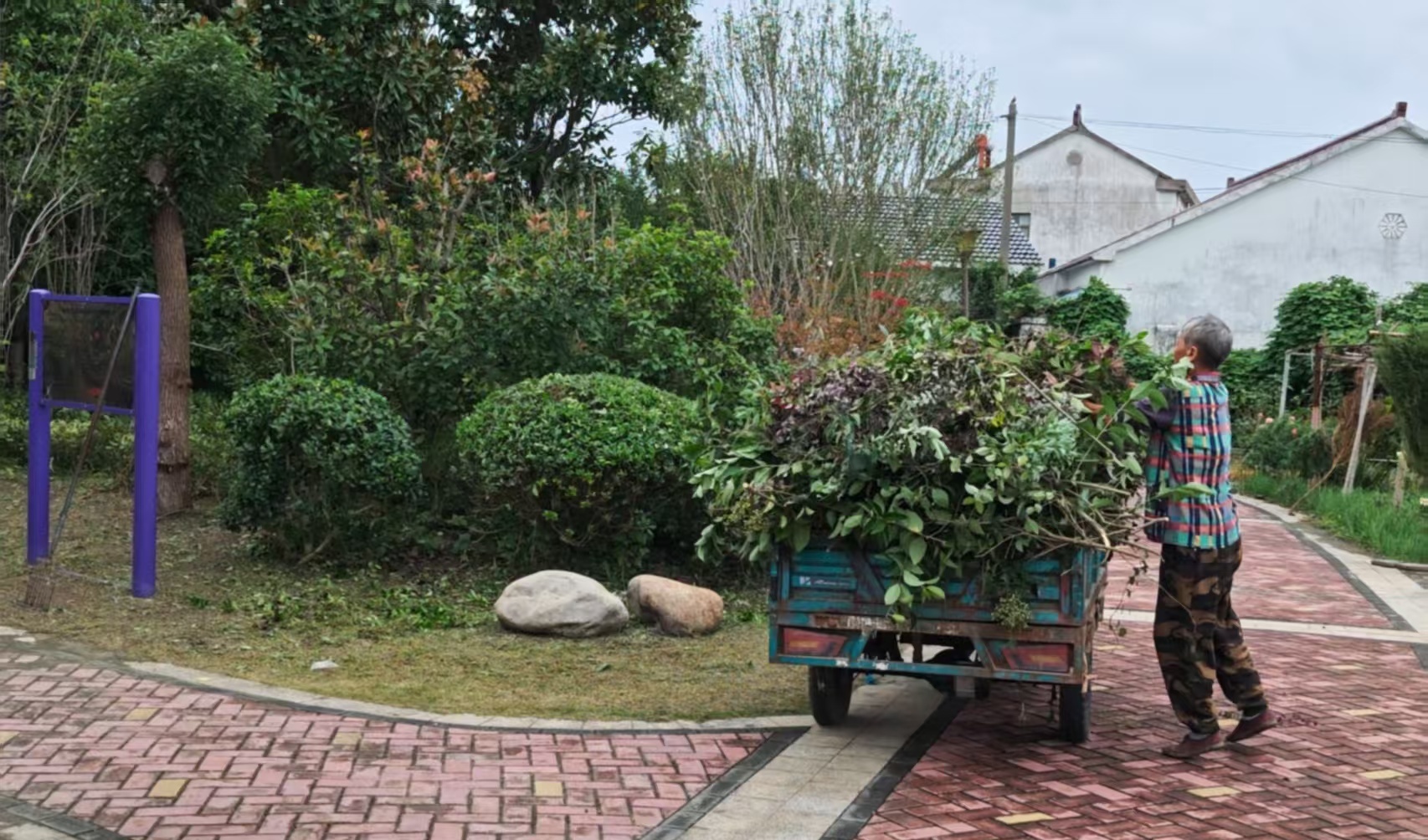 许河镇：聚力攻坚焕新颜，集镇整治涌热潮