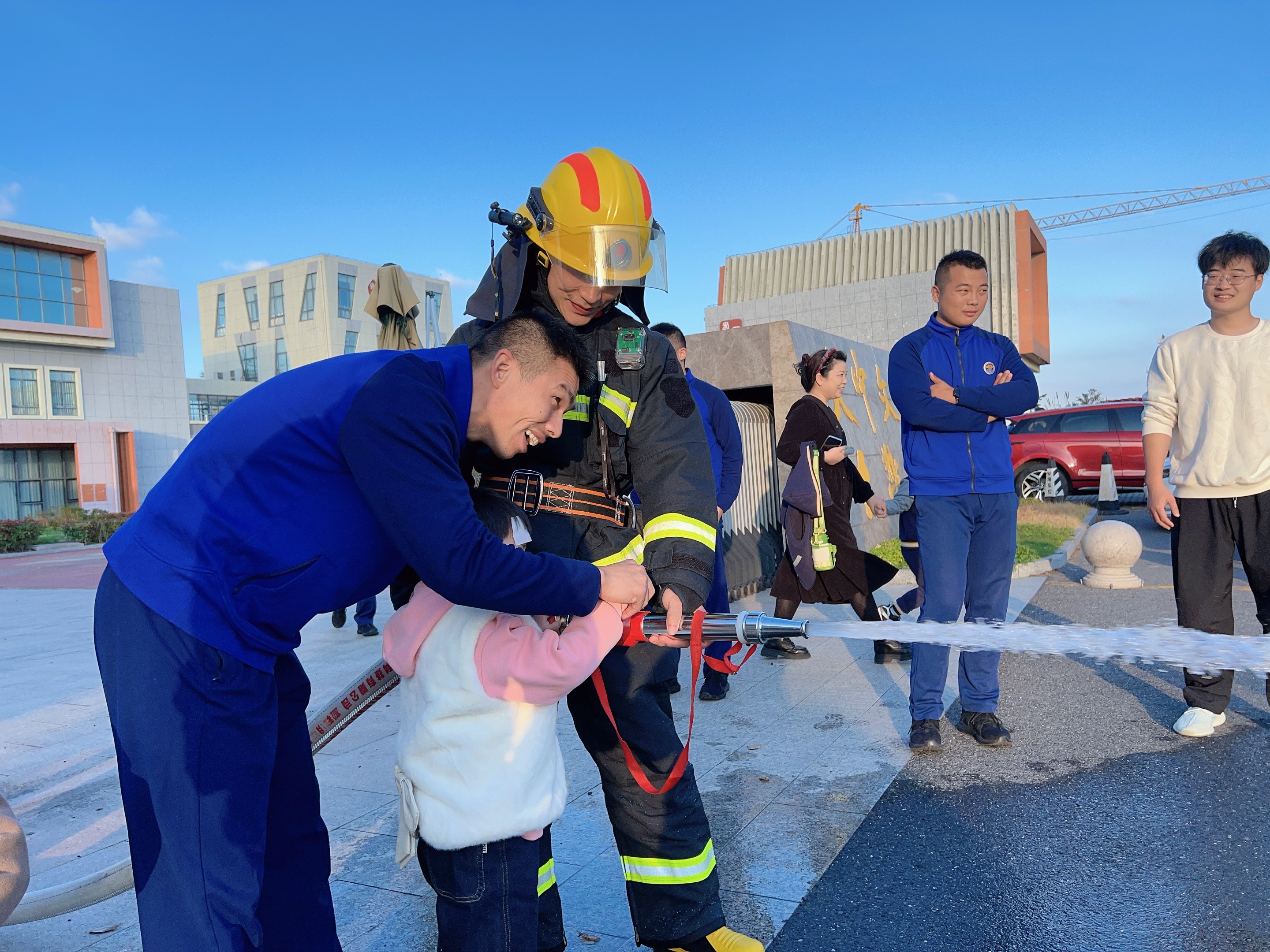 大中街道消防科普活动走进城南幼儿园