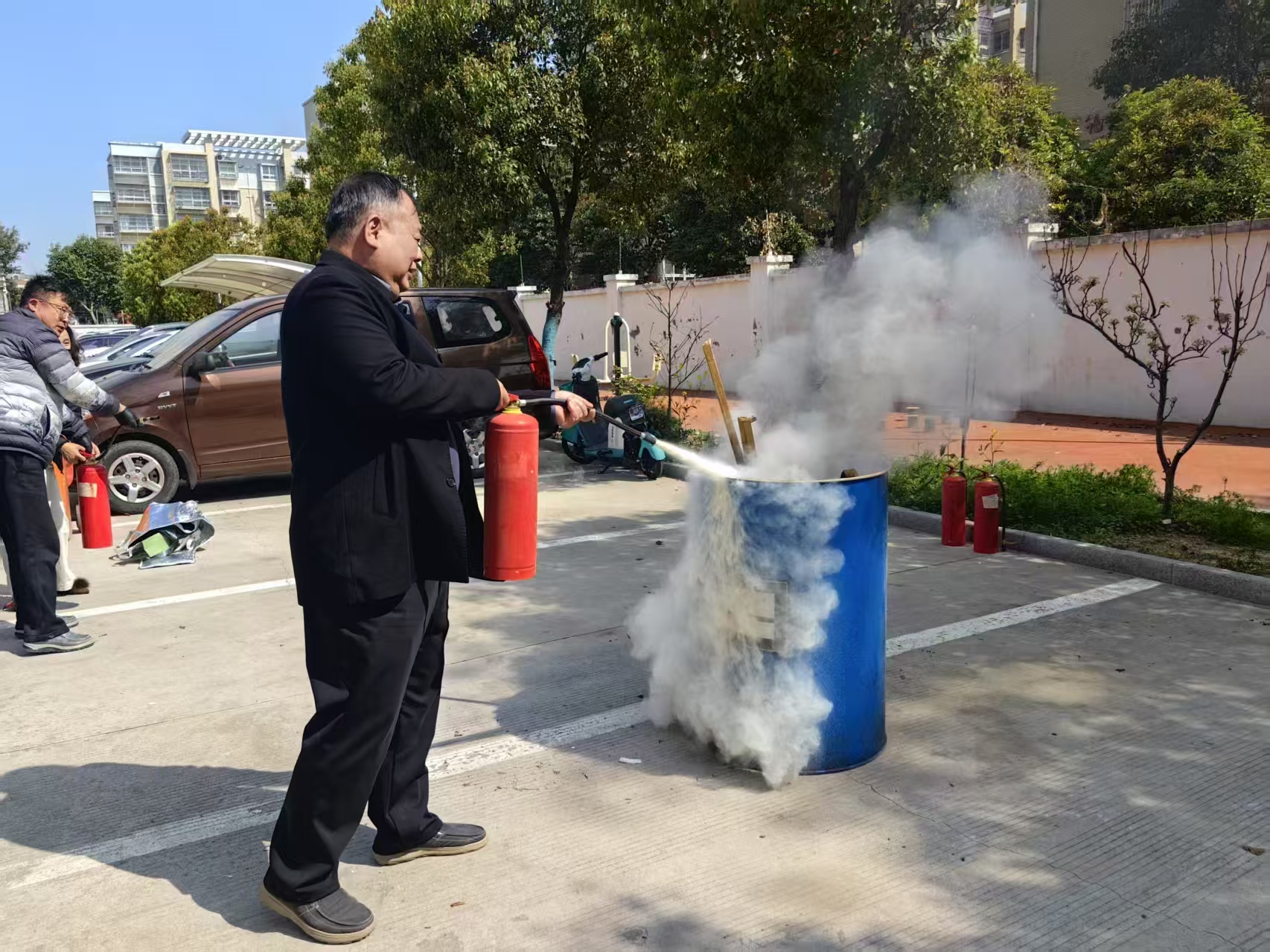 先锋街道城西村开展消防安全宣传活动