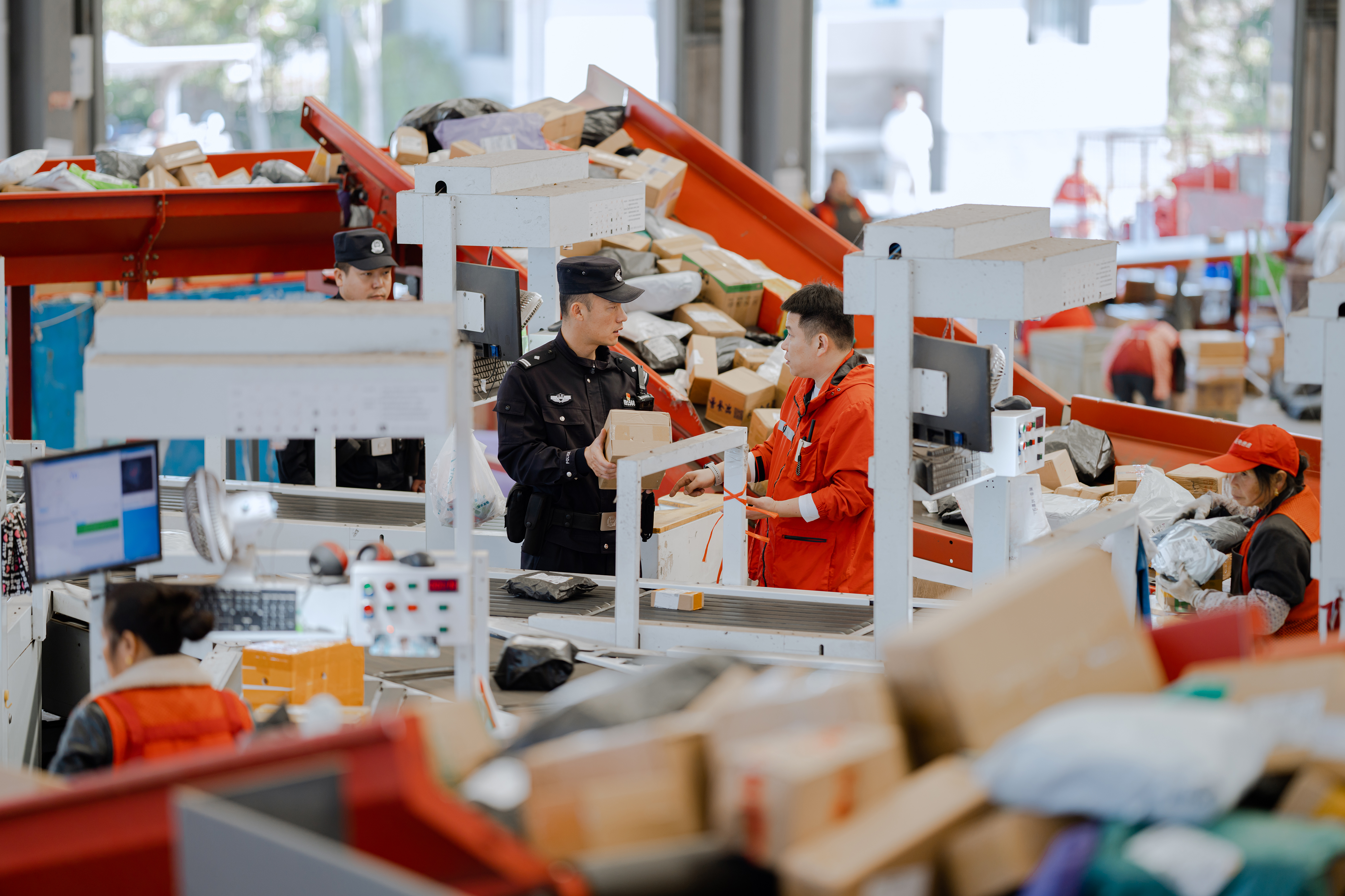 客服退款？先核实，再操作！