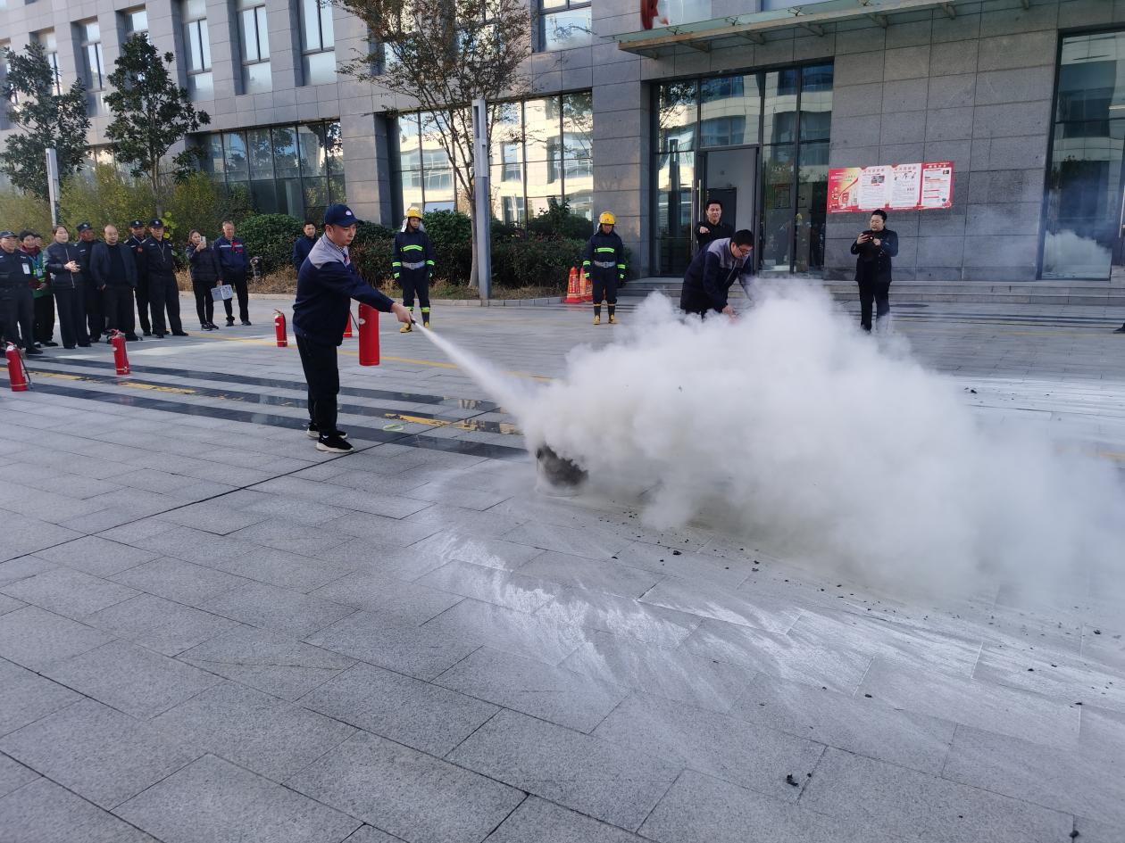 新洋街道袁河村开展消防宣传演练活动