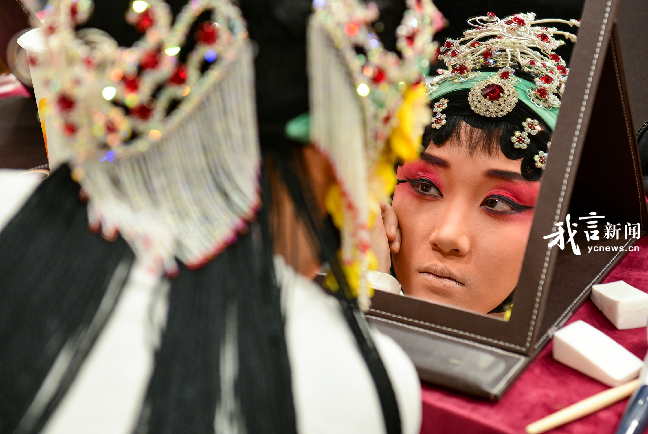 聚龙湖畔好戏连台