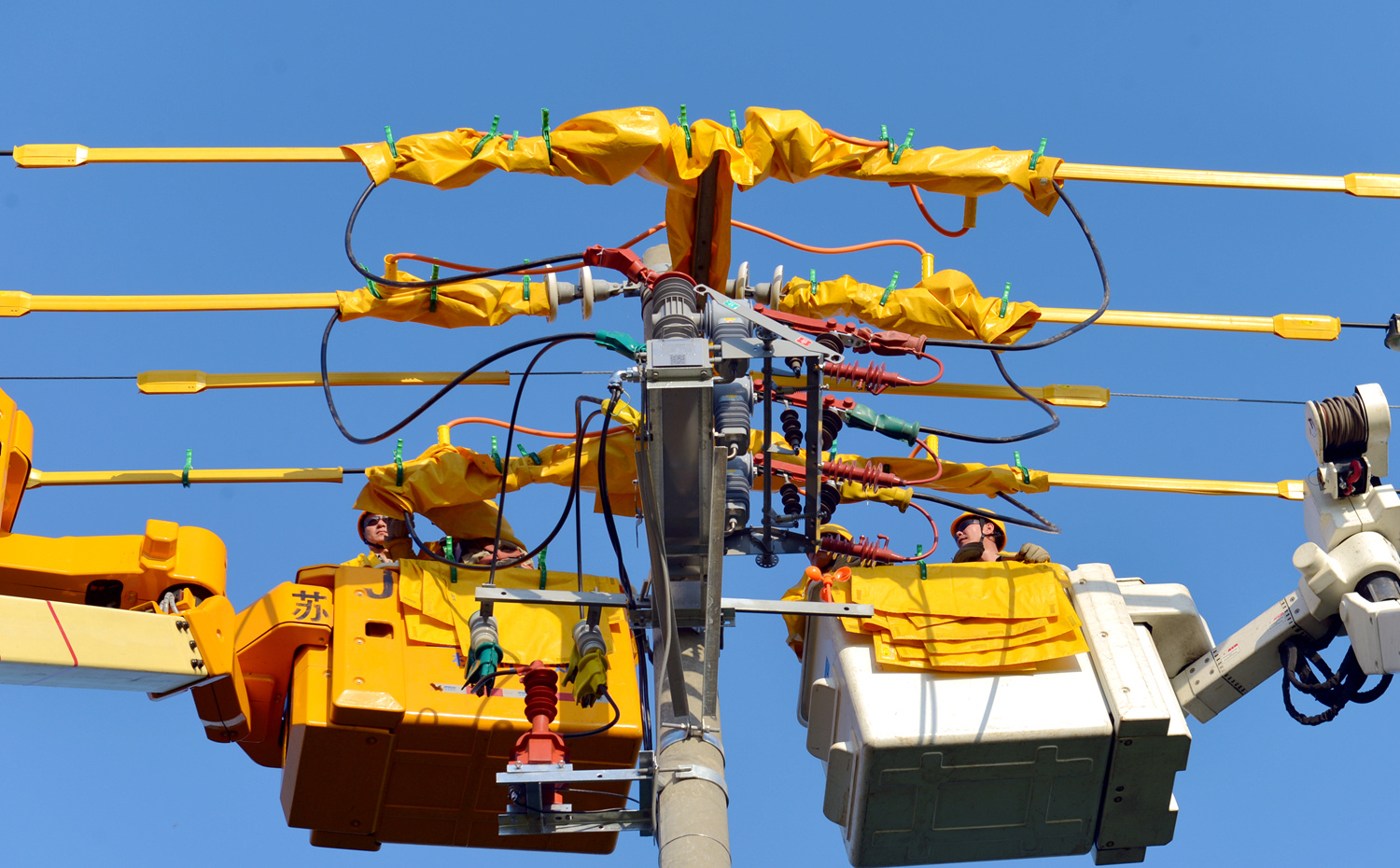 区县新闻丨盐城建湖:不停电检修守护万家灯火