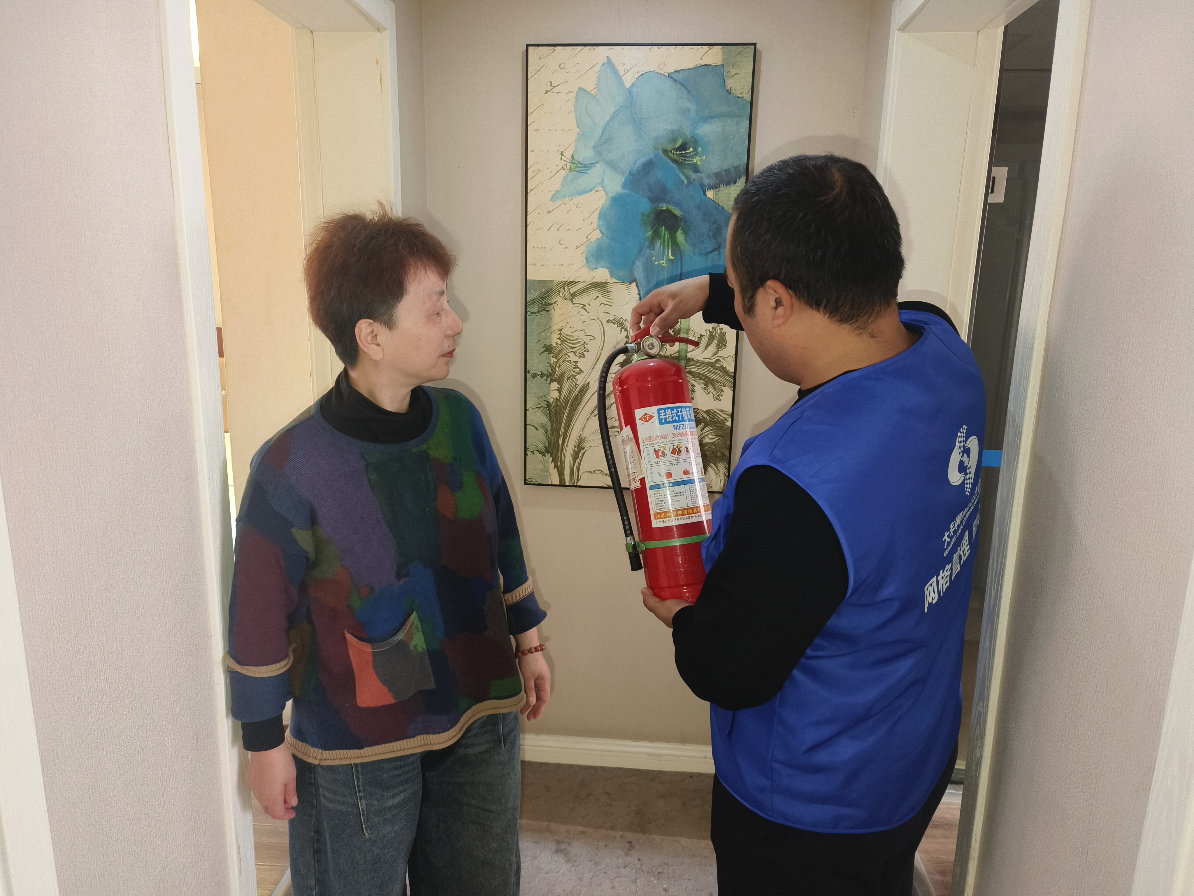 大中街道沿河社区开展消防安全检查