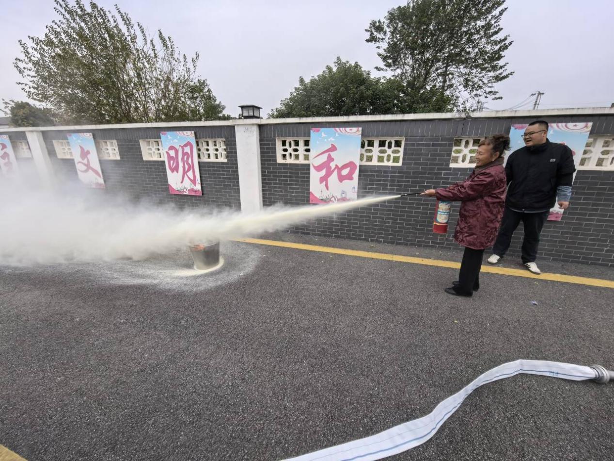 盐城港航刘庄船闸以“演”筑防，以“练”备战