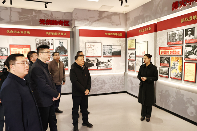 党建联动聚合力    文旅同频谱新篇

——盐阜大众报报业集团与射阳县文广旅局开展党建共建活动