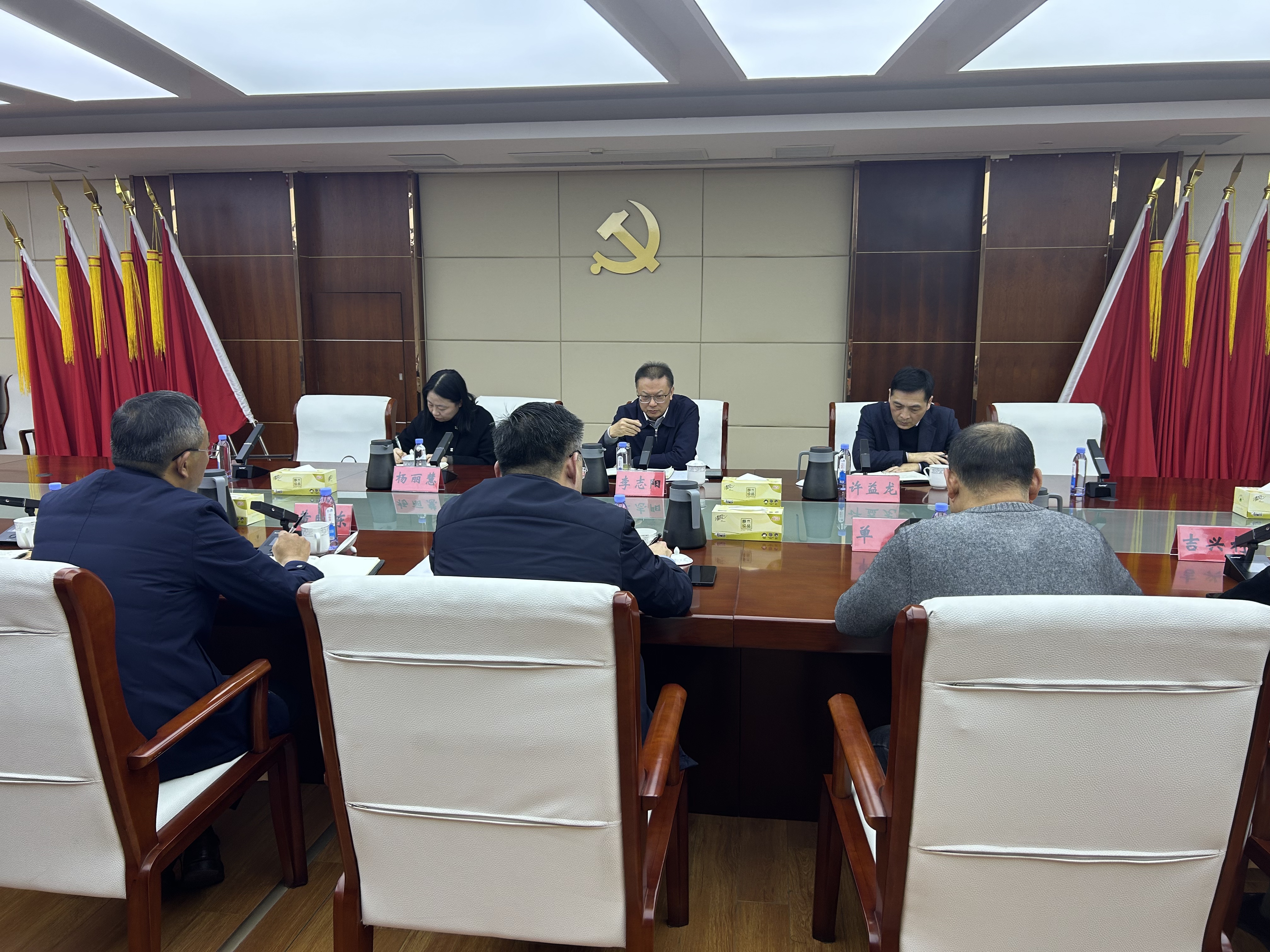 南阳镇：多方共议谋发展 协商议事解难题