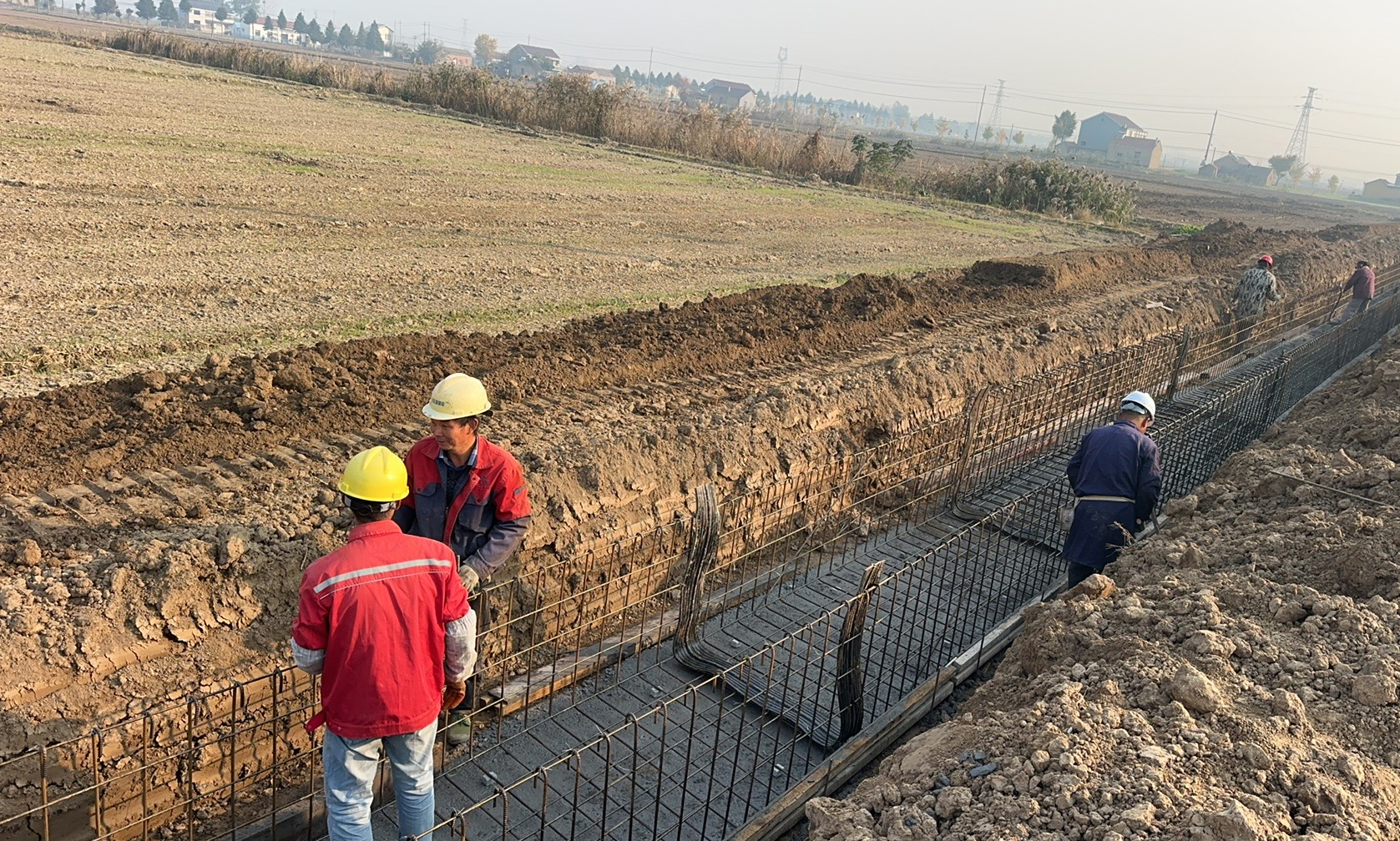 黄尖镇新街社区：多措并举护航高标准农田建设