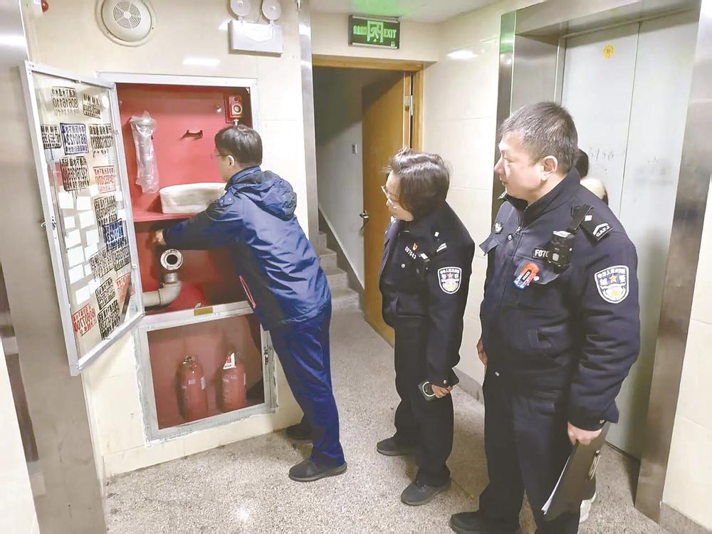 建湖县公安局 推动消防安全管理提质升级