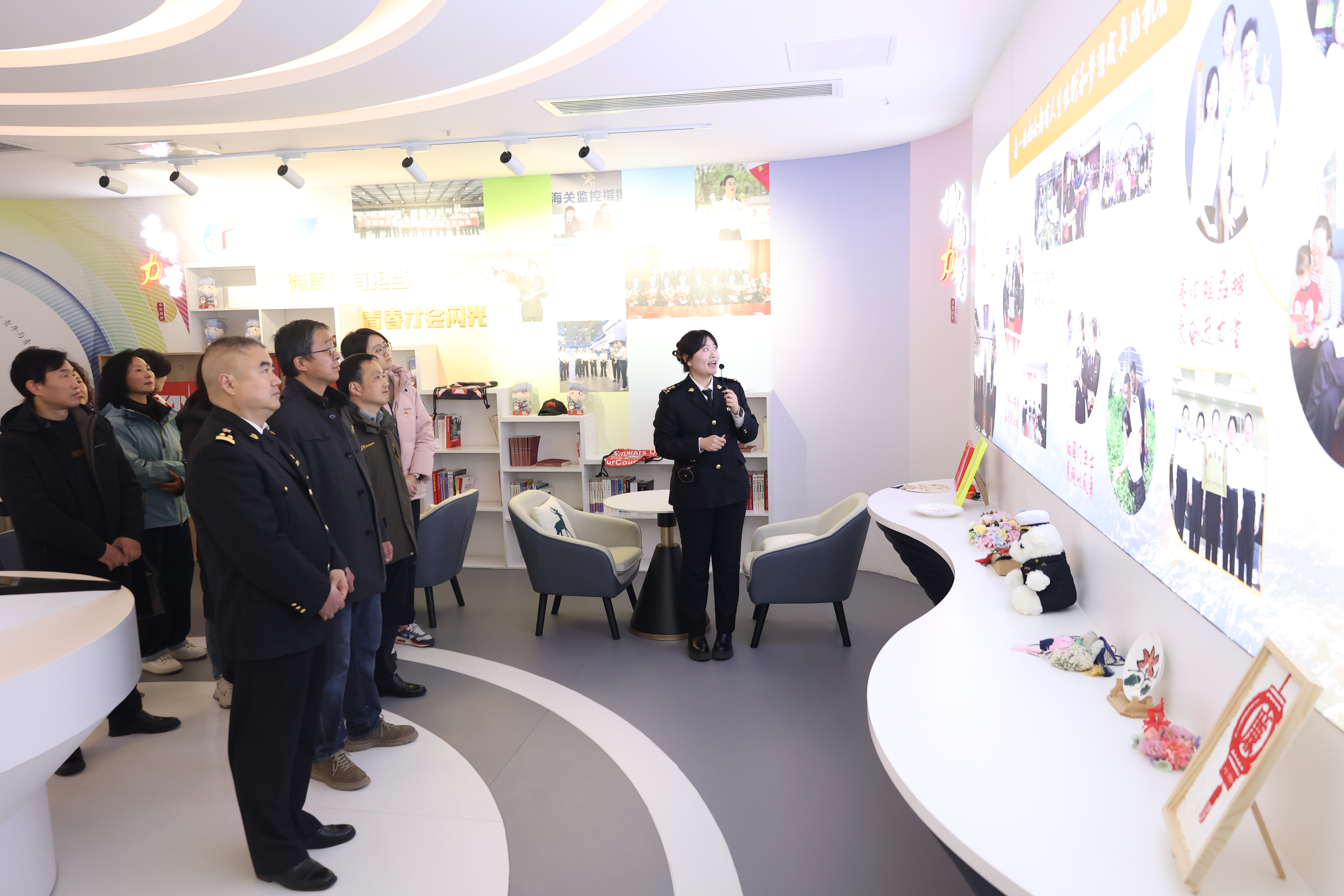 联学互助促发展 清风廉韵守初心——盐城海关等三方支部携手共建聚合力