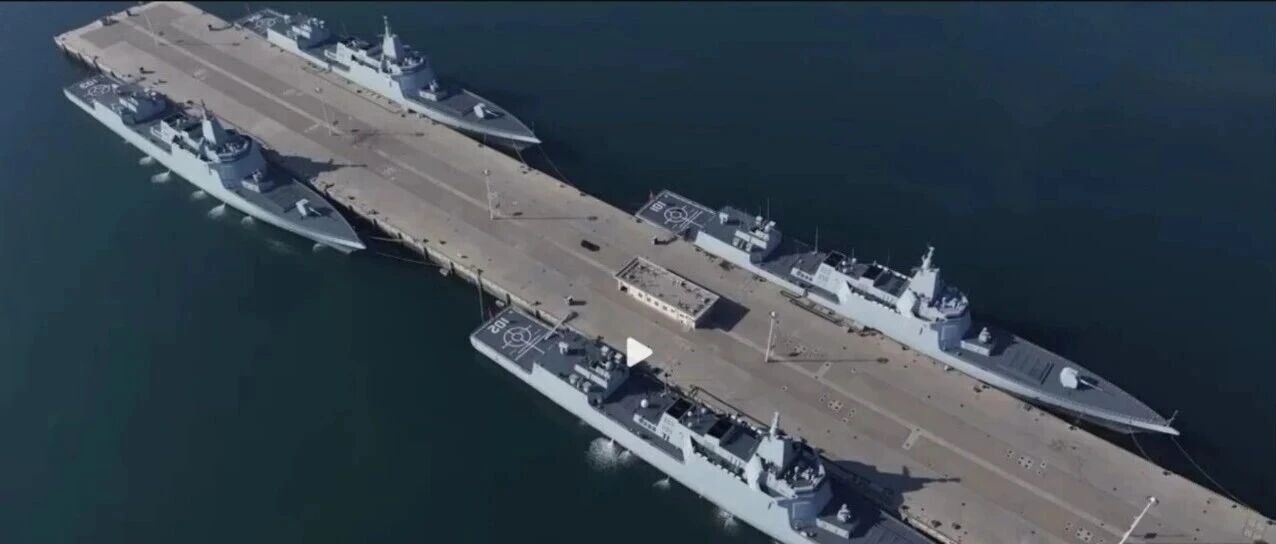 今年首次！四艘万吨大驱，震撼同框！