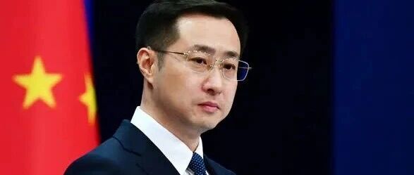 日方称扣押中国渔船并逮捕船长，我外交部要求日方公正执法