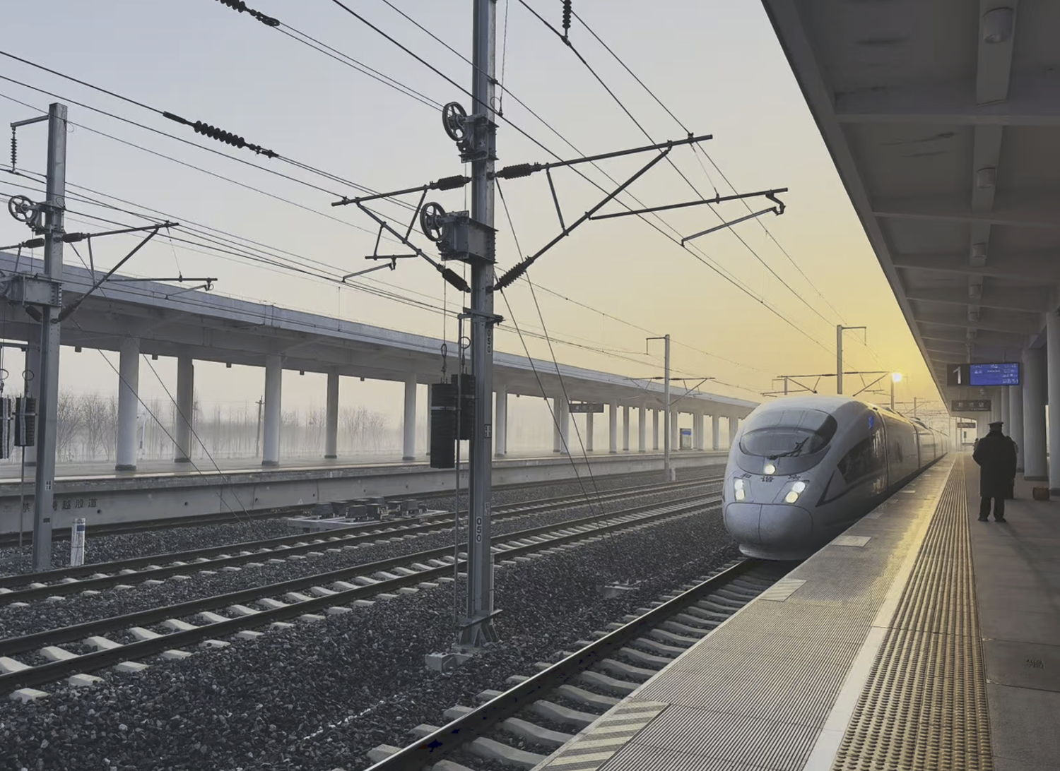 我的铁路风景丨长轨越山传古韵 台州向海立潮头(毛菁)