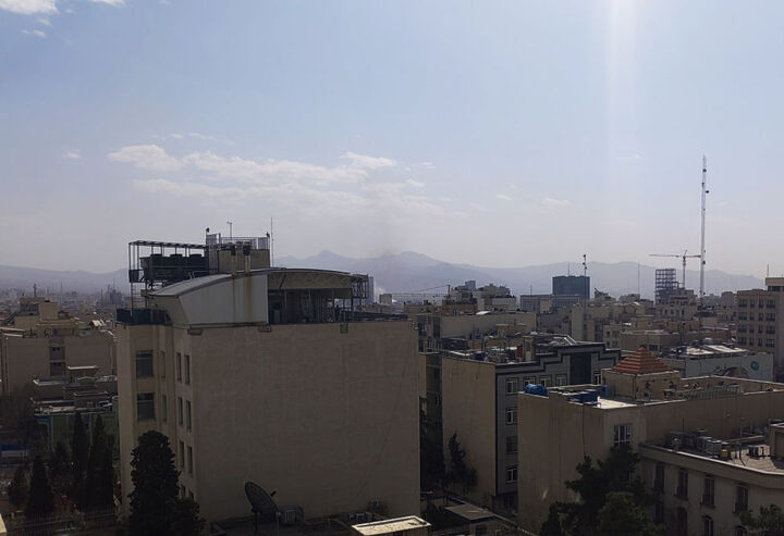 持续更新｜伊朗称准备对以色列进行“毁灭性报复打击”