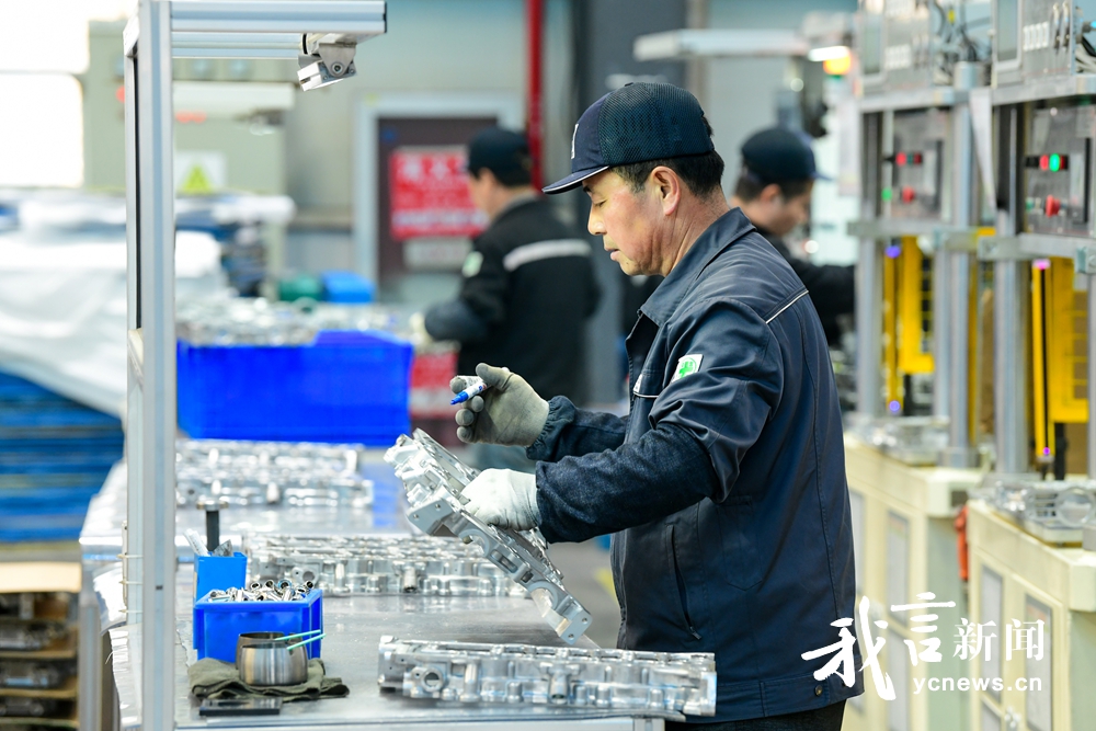 开足马力促生产