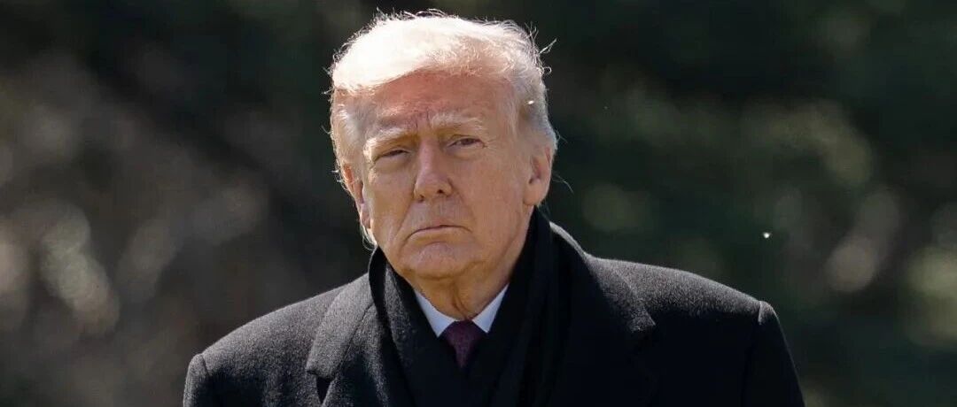 特朗普宣布：60天内，允许石油、天然气、化肥和煤炭等重要资源自由流向美国港口；美国放松对委内瑞拉制裁，以增加石油供应