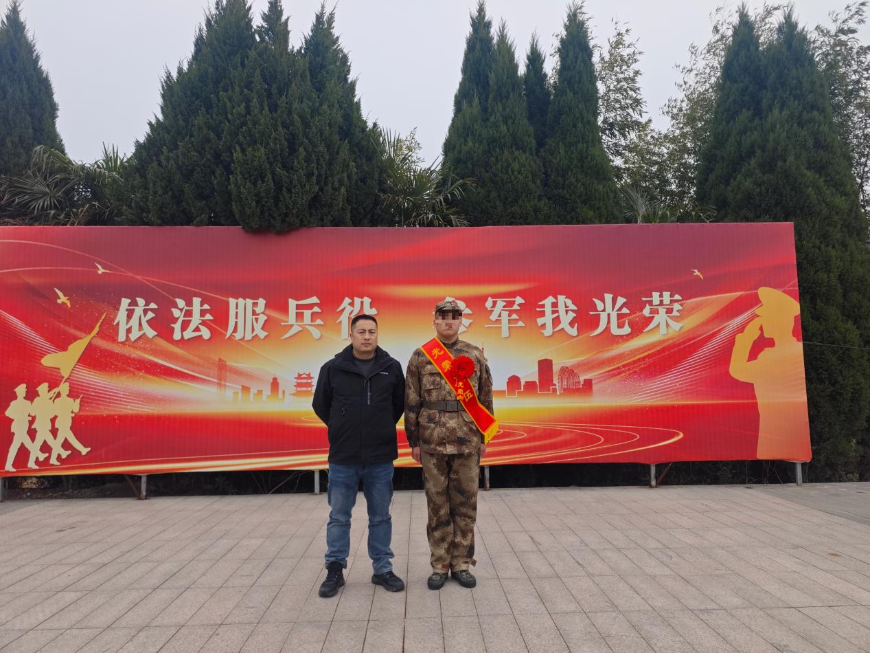 坚守平凡岗位 践行初心使命——记伍佑街道民主社区民兵营长姚字国