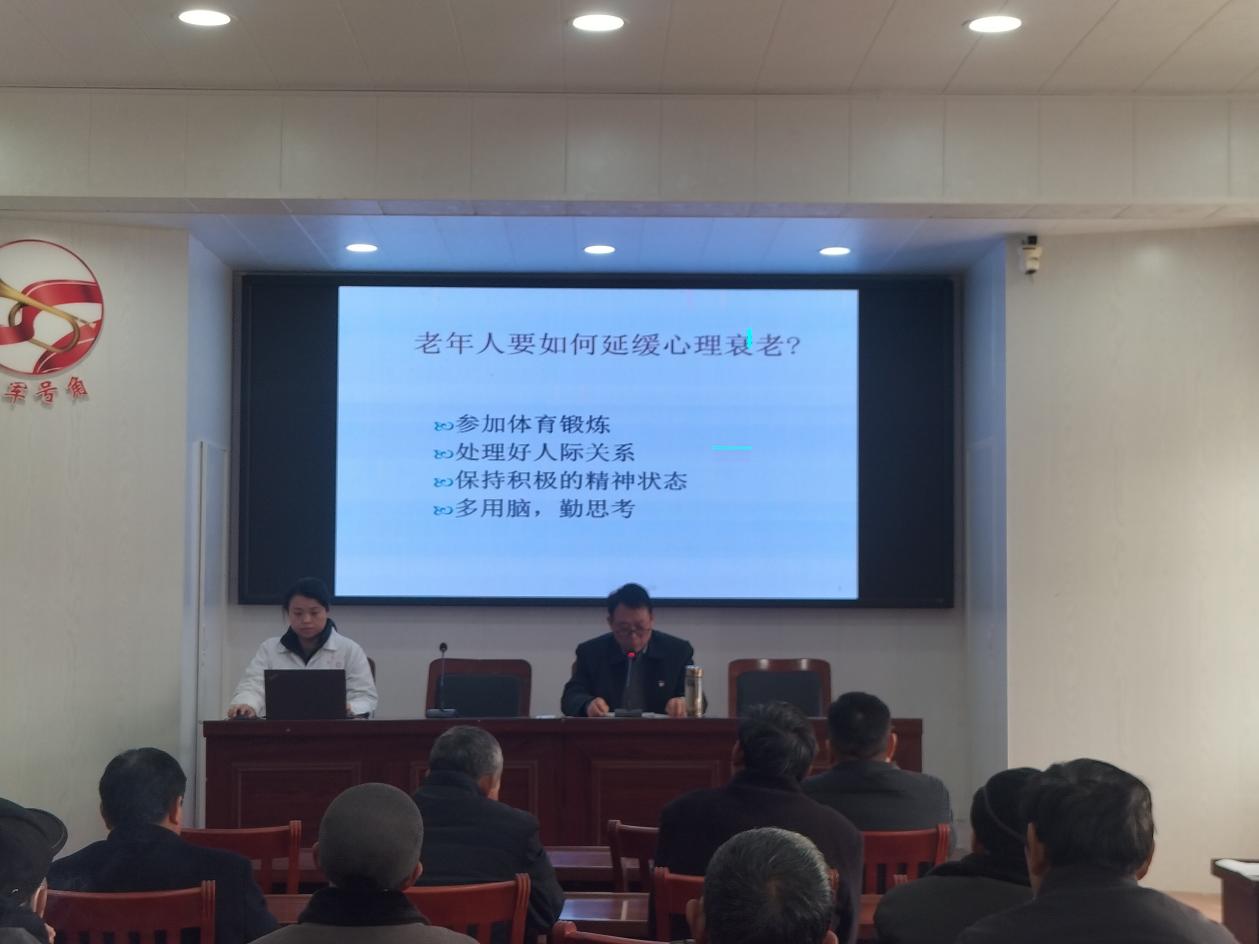 新兴镇联盟村：听宣讲预防疾病 学知识收获健康