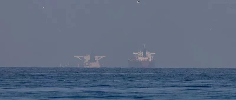 伊朗：霍尔木兹海峡关闭，任何试图通过的行为都将遭到严厉打击