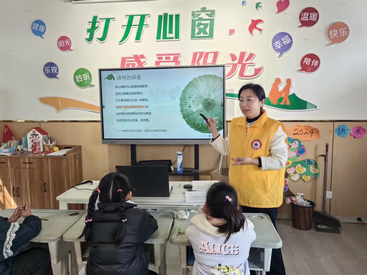 界牌镇：解锁清明色彩 守护童心成长