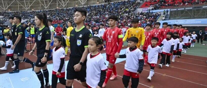 致敬永不散场的热爱！