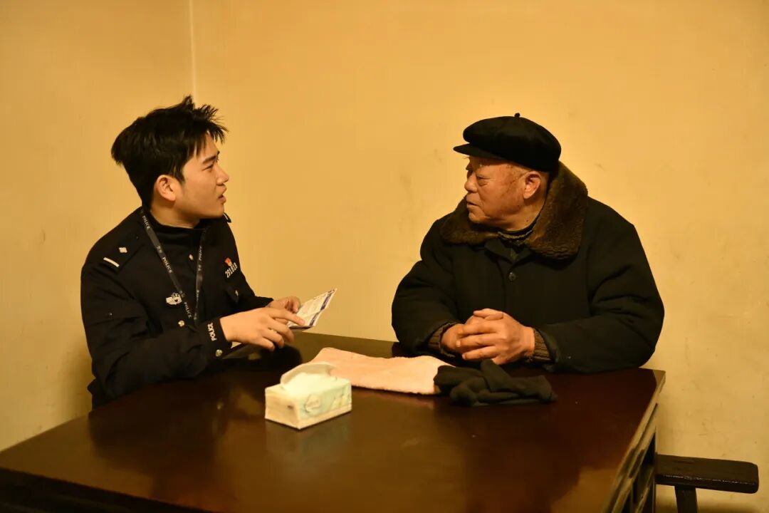 铁军所队党支部进行时  新城派出所朱津苇:三重身份，青春守护