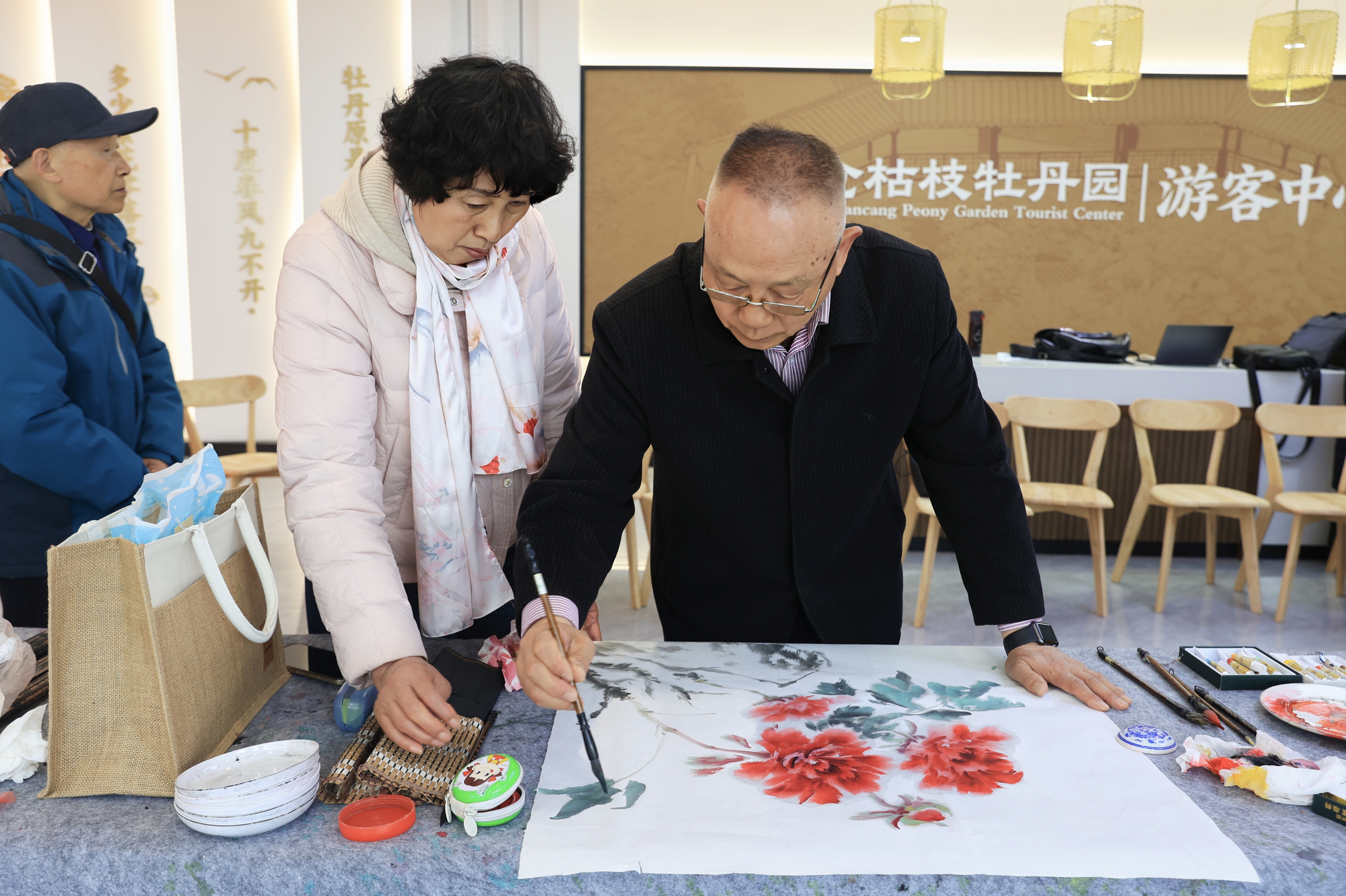 盐城市老干部书画协会赴便仓枯枝牡丹园采风