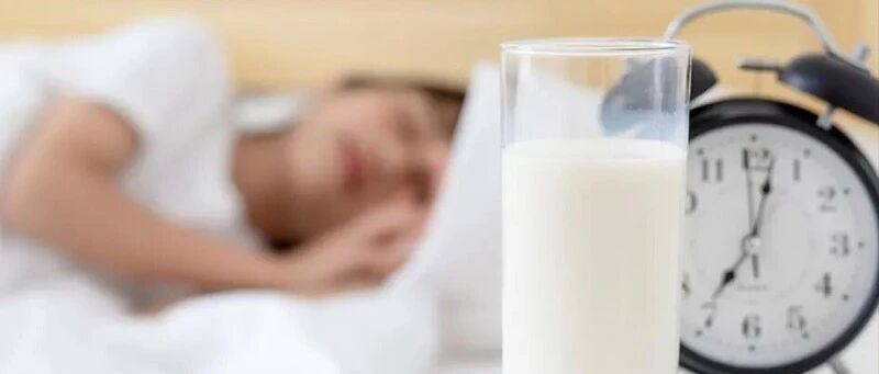 “半夜醒来不要看时间”上热搜！网友：第二天大概率同一时间醒来……