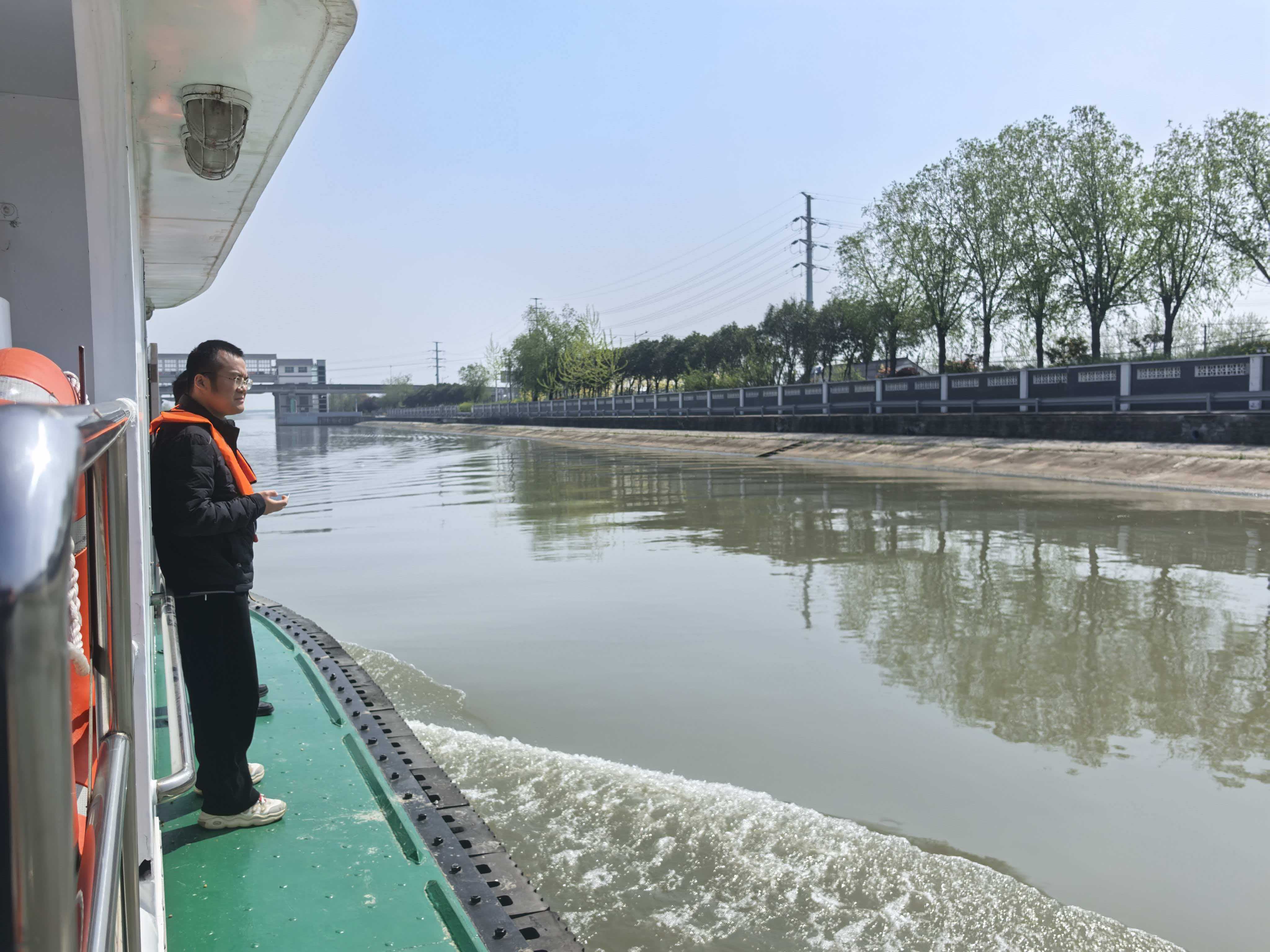 未雨绸缪强巡查 织密防汛安全网——盐城港航刘庄船闸扎实开展汛期暑期安全风险防控