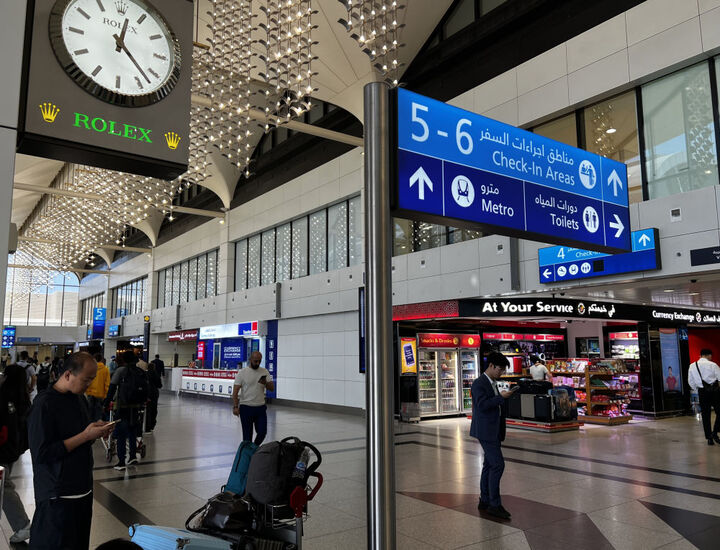 减航班、涨票价，全球多家航司进入“自保”模式