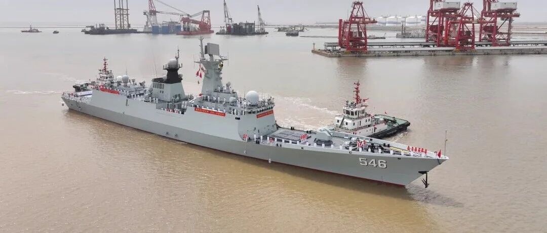 海军盐城舰回到家乡开展城舰共建活动