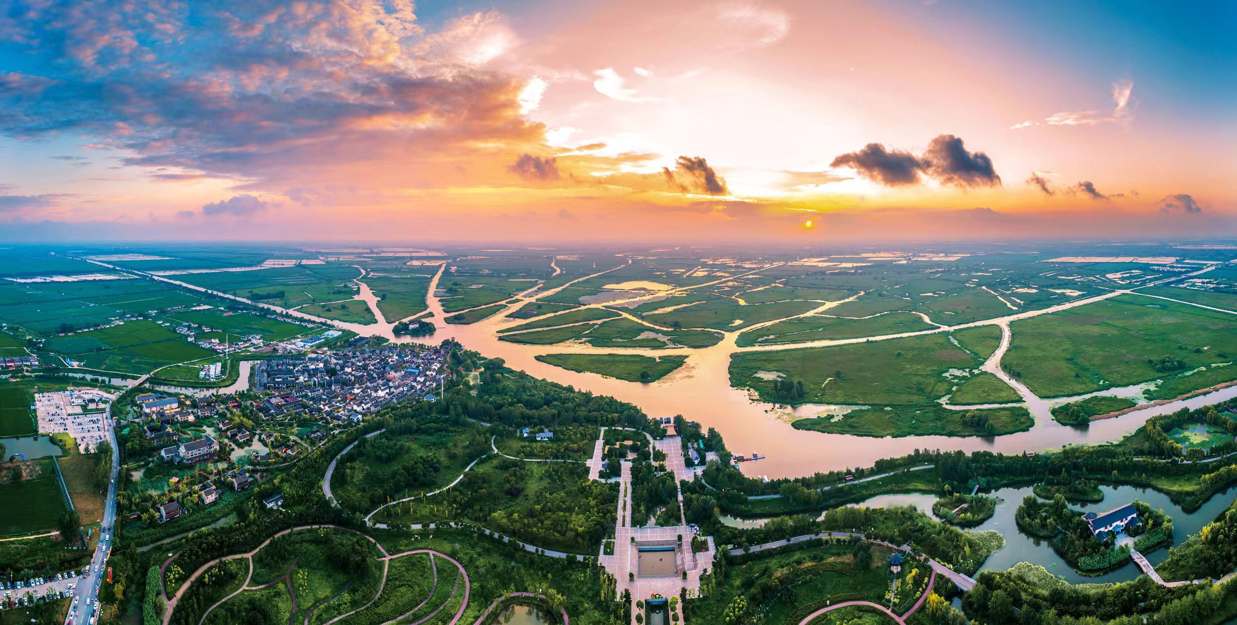 我家住在江河畔丨一水润万物 人河共清欢(朱琳)