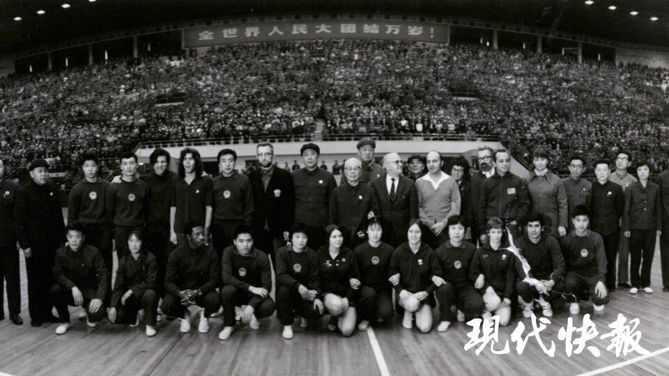 对话“中国通”｜“乒乓外交”亲历者：走过55年，友谊的球拍该交给下一代了