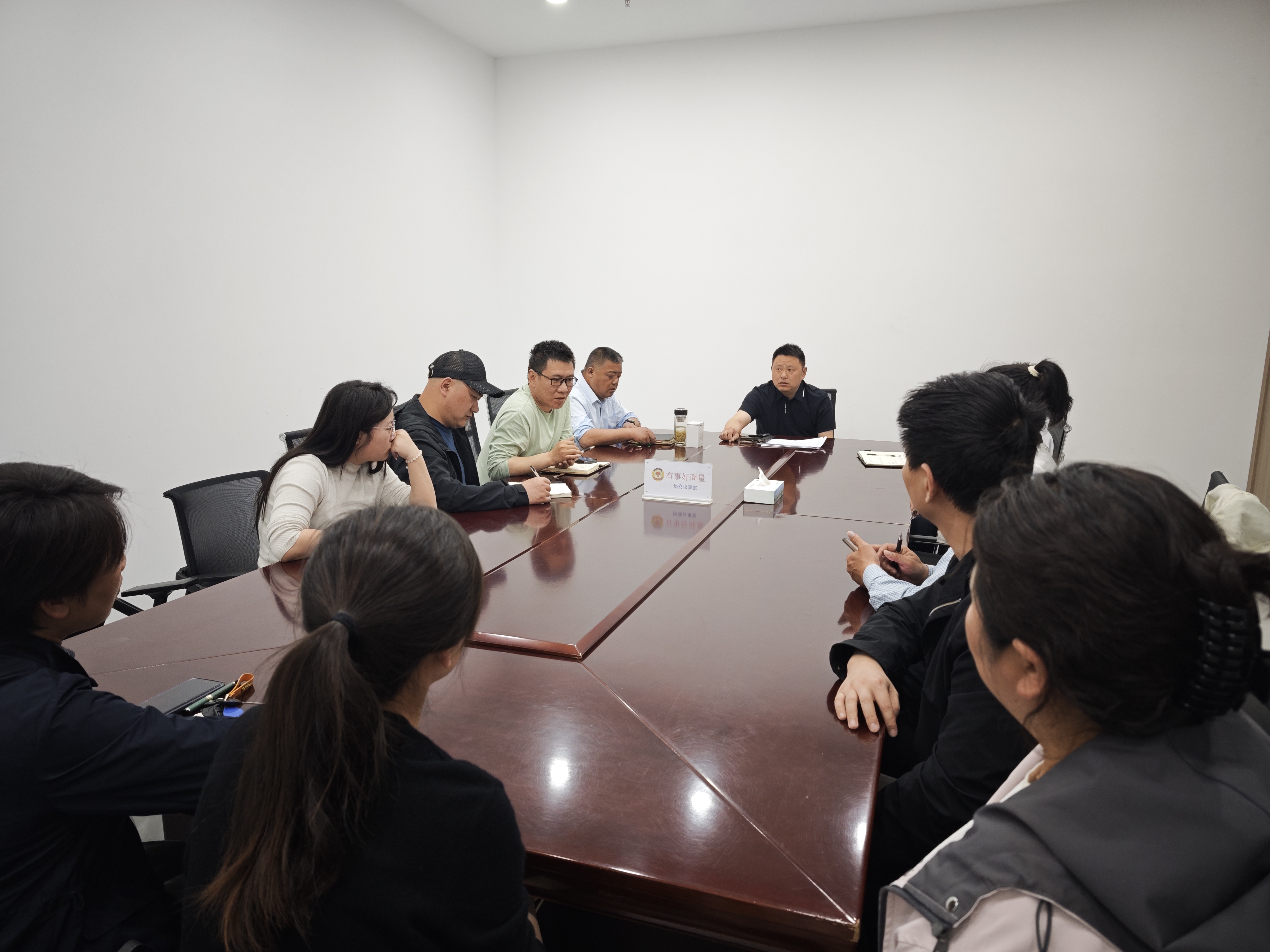 新河街道海嘉社区协商议事推进网络餐饮“互联网+明厨亮灶”建设