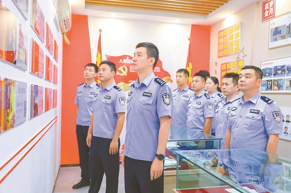 盐南高新技术产业开发区分局伍佑派出所  在红色热土上书写忠诚担当