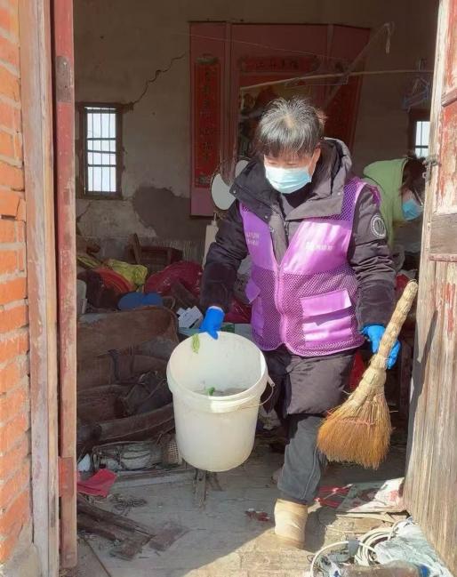 沿河镇：养老服务暖人心 锦旗致谢显真情