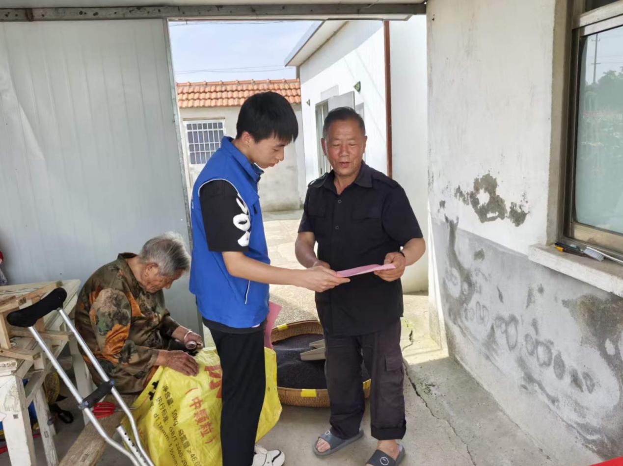 新兴镇长春村：入户宣传保安全 筑牢农忙防护网